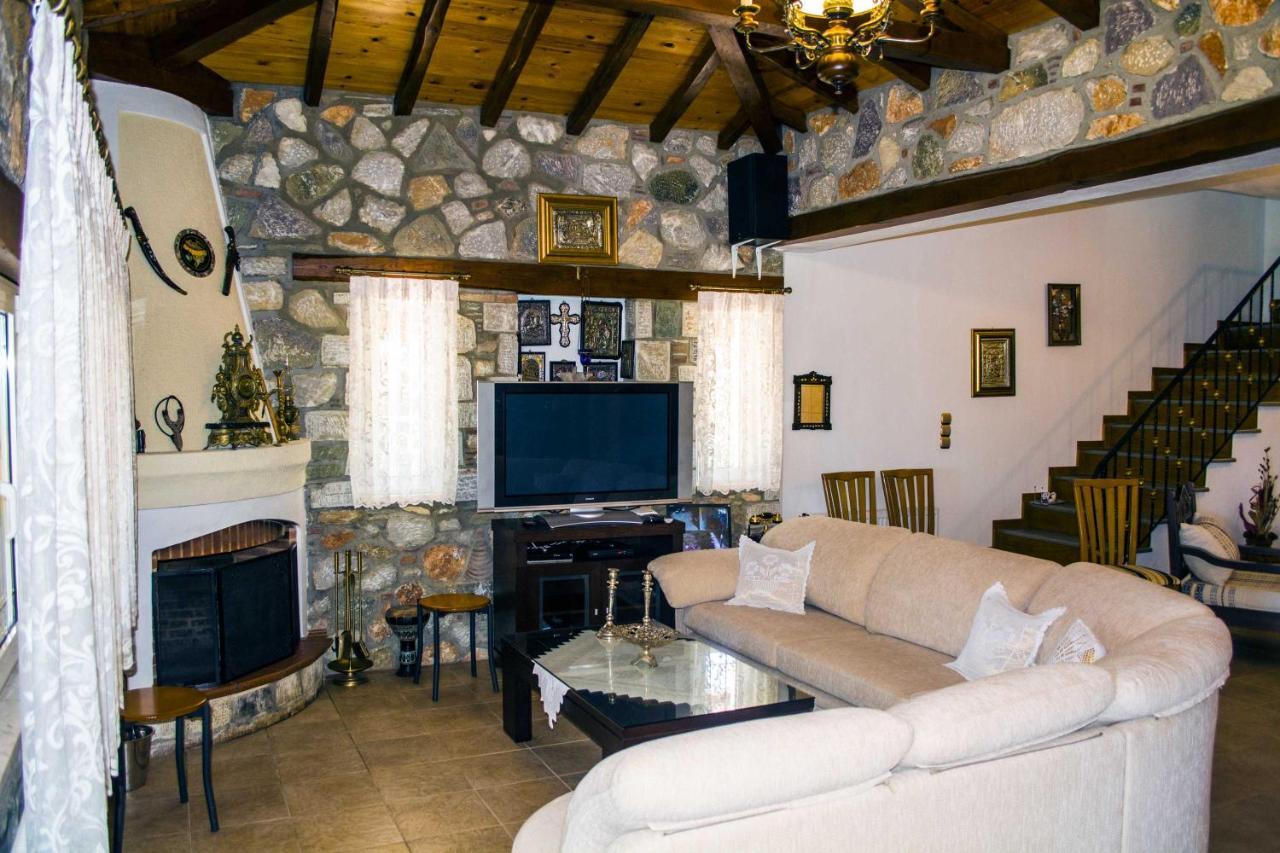 Villa Gem Moni Evaggelistrias Εξωτερικό φωτογραφία